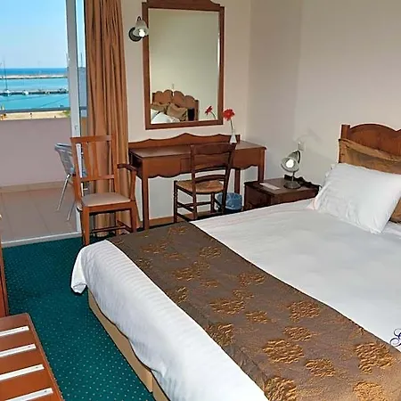 Glarentza Otel